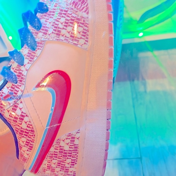 Nike Jordan 1 “Take Flight” - Picture 5 of 10